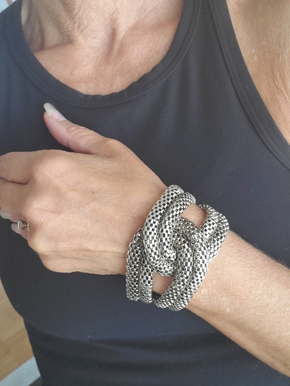 Vintage Chunky Silver Mesh Love Knot Bracelet Cuff